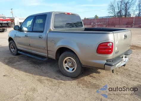 2002 Ford F-150 Lariat/Xlt z USA, uszkodzony, nr VIN 1FTRW076X2KA74193